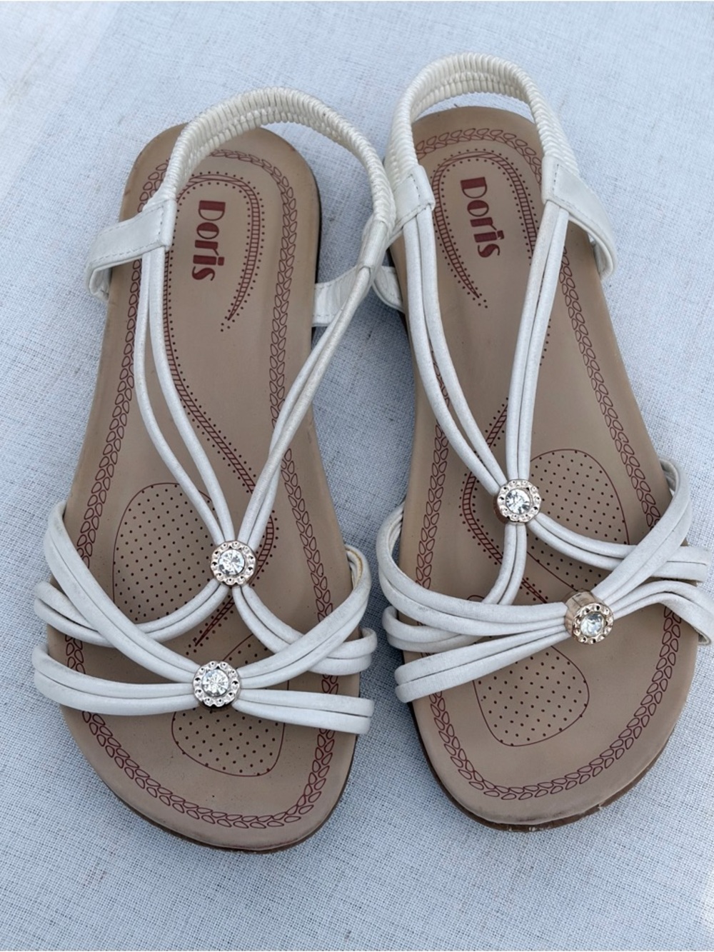 Women’strappy wedge sandals.Elastic backstrap,rhinestone ornaments,cushioned.Sz8